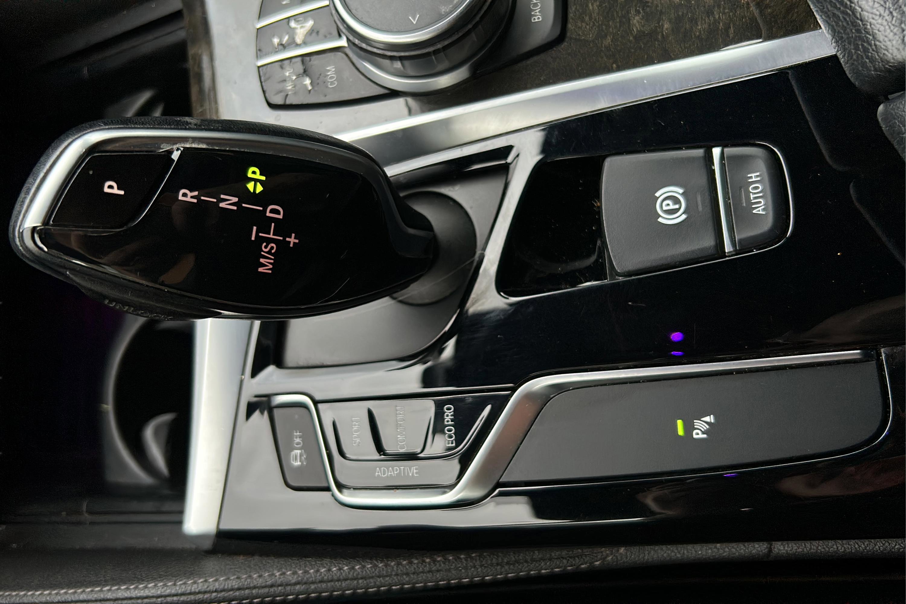 Used 2018 BMW M550i xDrive image 21