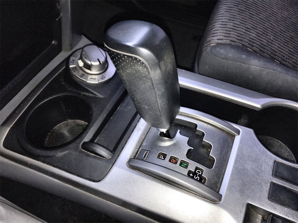 Used 2013 Toyota 4Runner 4WD image 19