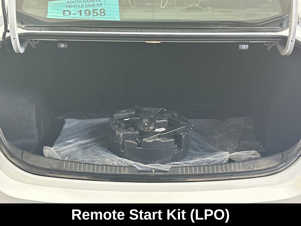 Used 2021 Chevrolet Malibu RS w/ LPO, Convenience Package 1 FWD image 11