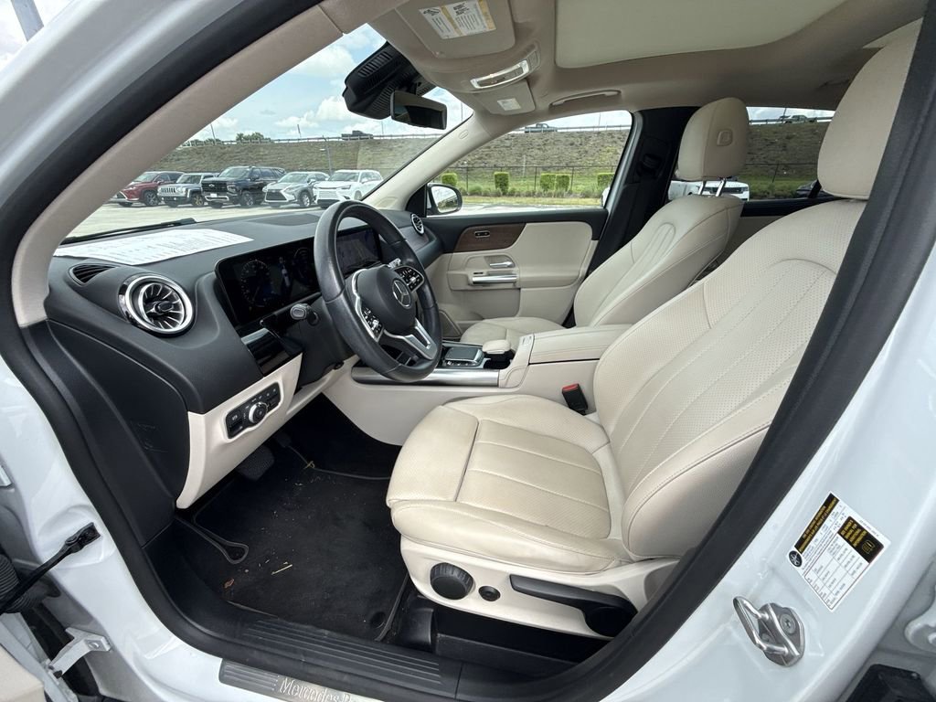 Used 2022 Mercedes-Benz GLA 250 4MATIC image 30