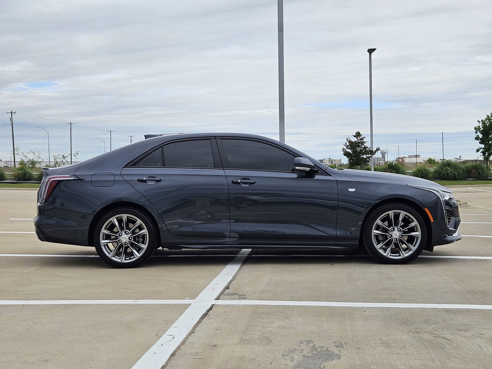 Used 2025 Cadillac CT4 Sport RWD image 7