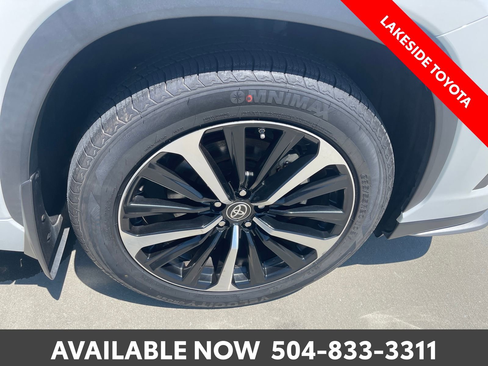 Used 2022 Toyota Highlander XSE FWD image 10