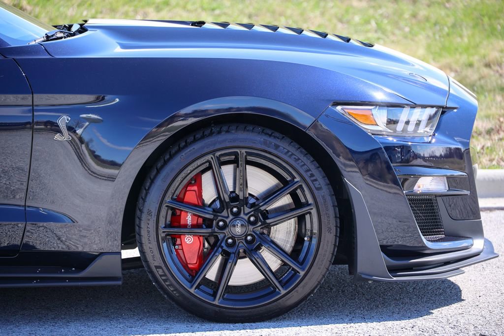 Used 2021 Ford Mustang Shelby GT500 w/ Technology Package image 20