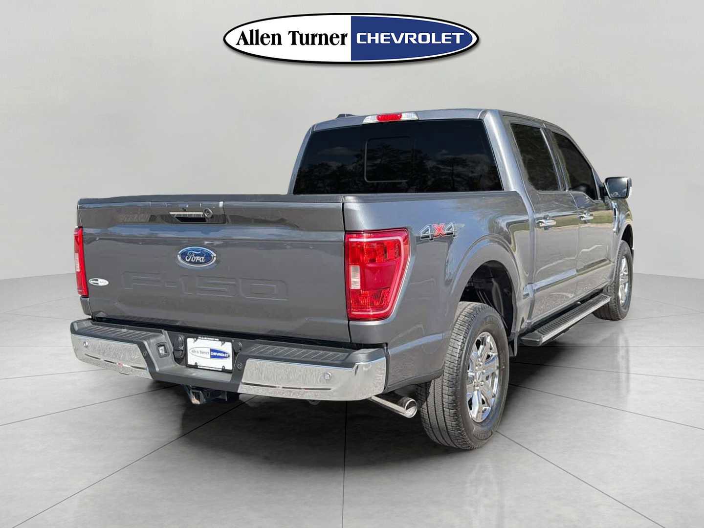 Used 2022 Ford F150 XLT w/ Equipment Group 302A High image 4