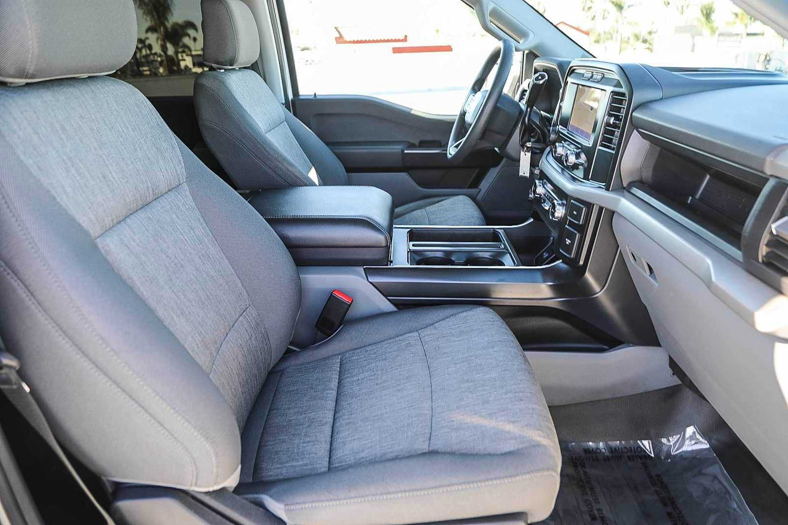 Used 2022 Ford F150 XL w/ Trailer Tow Package image 16