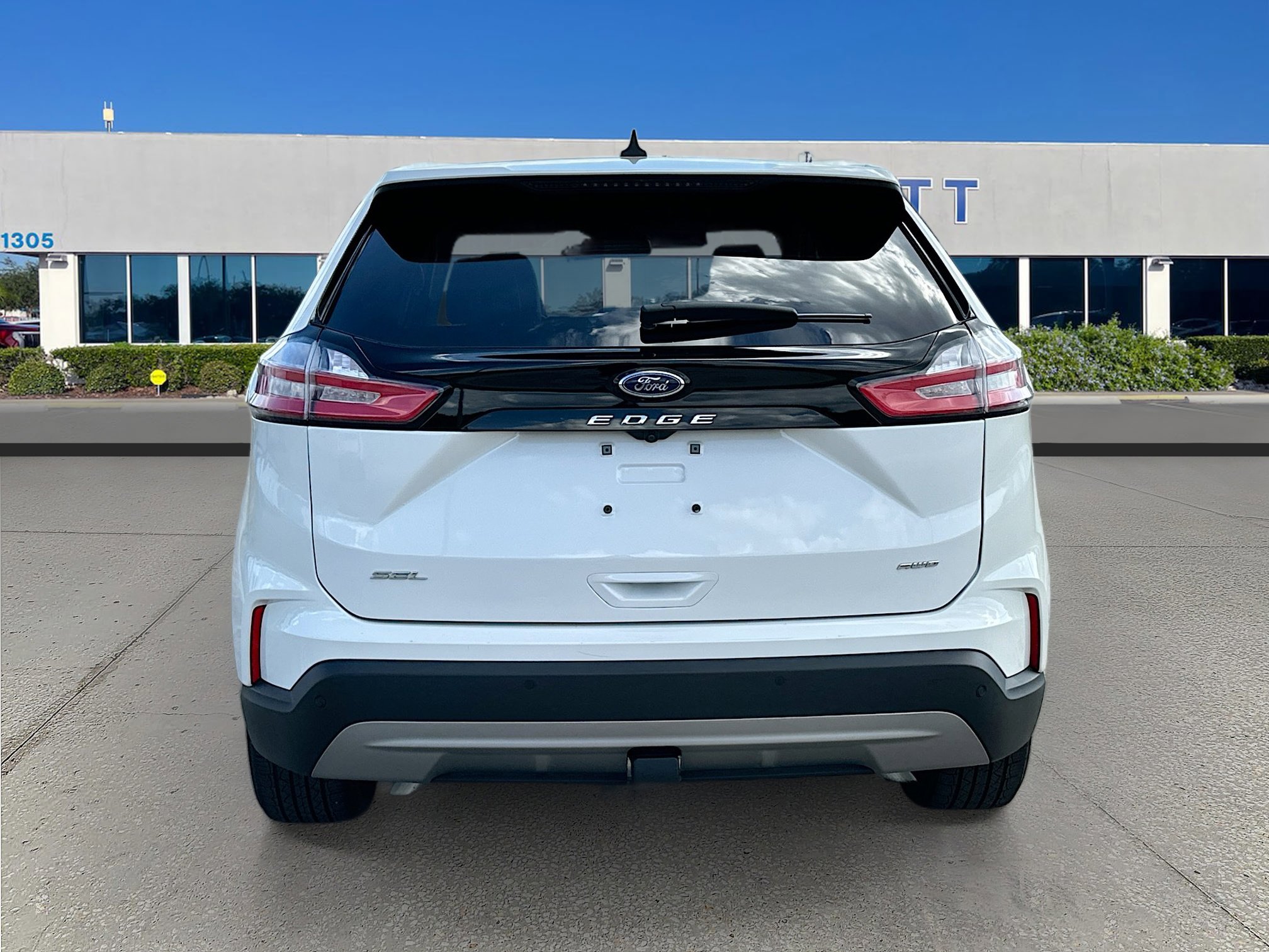 Certified 2024 Ford Edge SEL w/ Convenience Package image 6