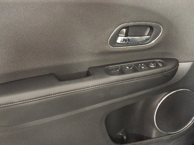 Used 2022 Honda HR-V EX image 14