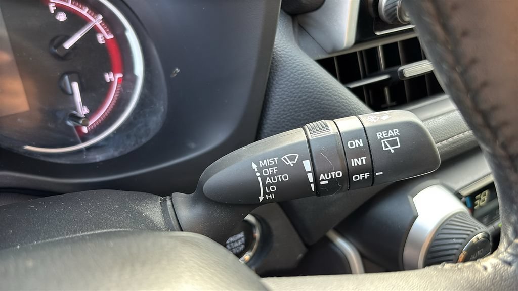 Used 2024 Toyota RAV4 XLE w/ Convenience Package AWD/4WD image 18