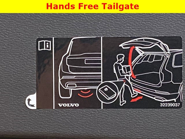 Used 2021 Volvo XC40 P8 Recharge w/ Advanced Package image 30