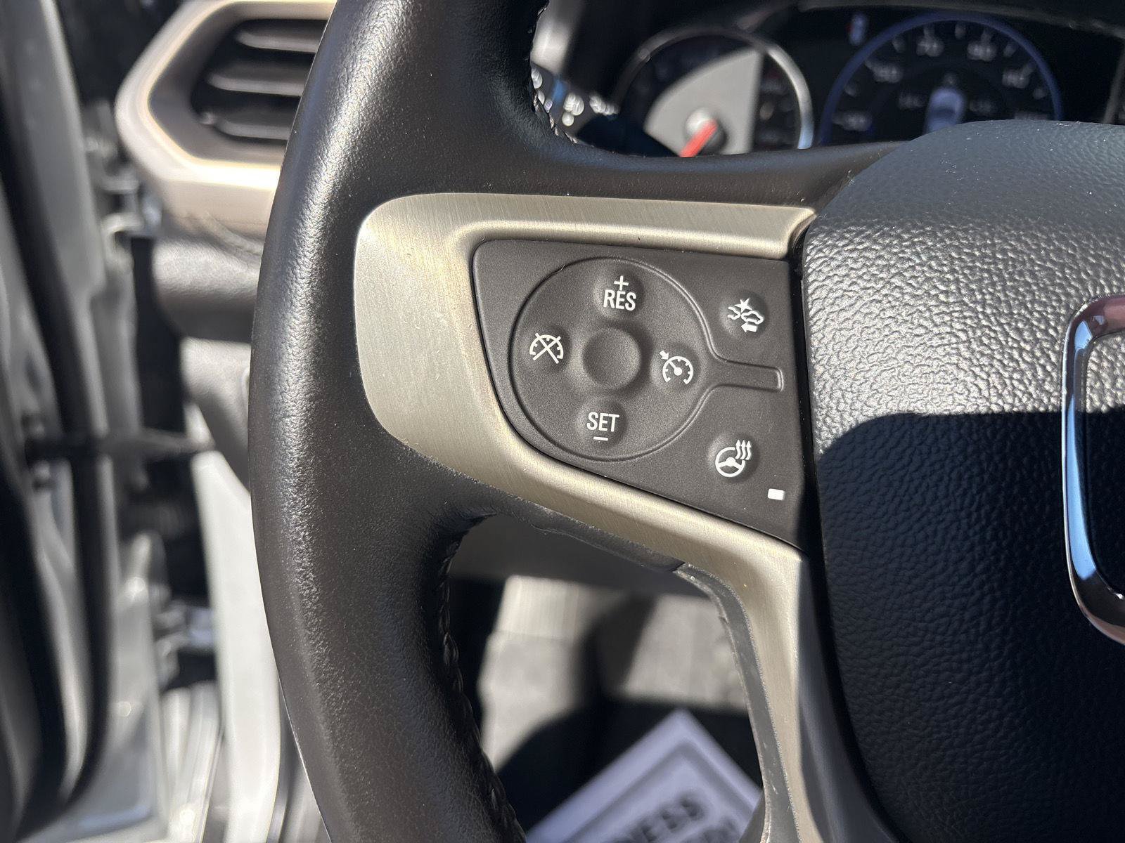 Used 2020 GMC Acadia Denali AWD/4WD image 20
