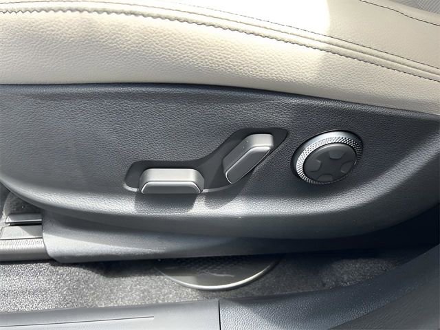 New 2026 Genesis GV70 2.5T Select AWD/4WD image 23