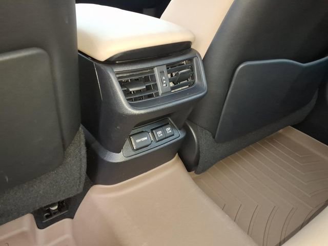 Used 2021 Lexus ES 300h Ultra Luxury w/ Accessory Package 2 image 8