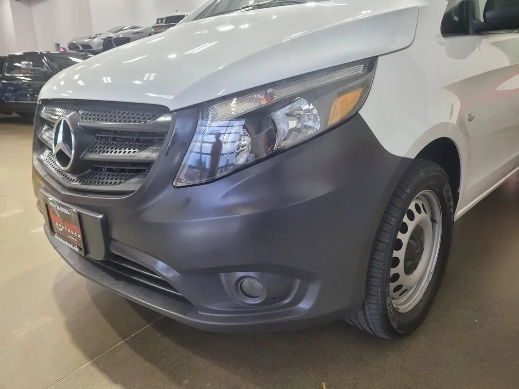 Used 2022 Mercedes-Benz Metris image 36