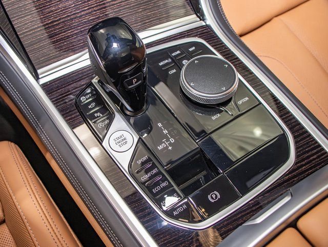 Used 2026 BMW 840i xDrive AWD/4WD image 19