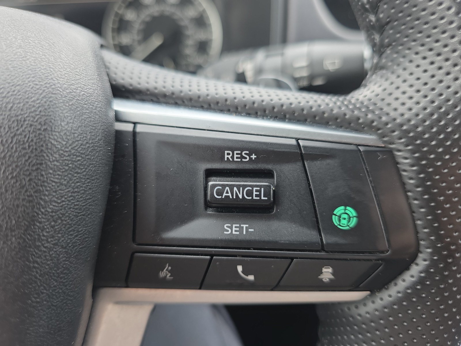 Used 2025 Mitsubishi Outlander SE AWD/4WD image 33