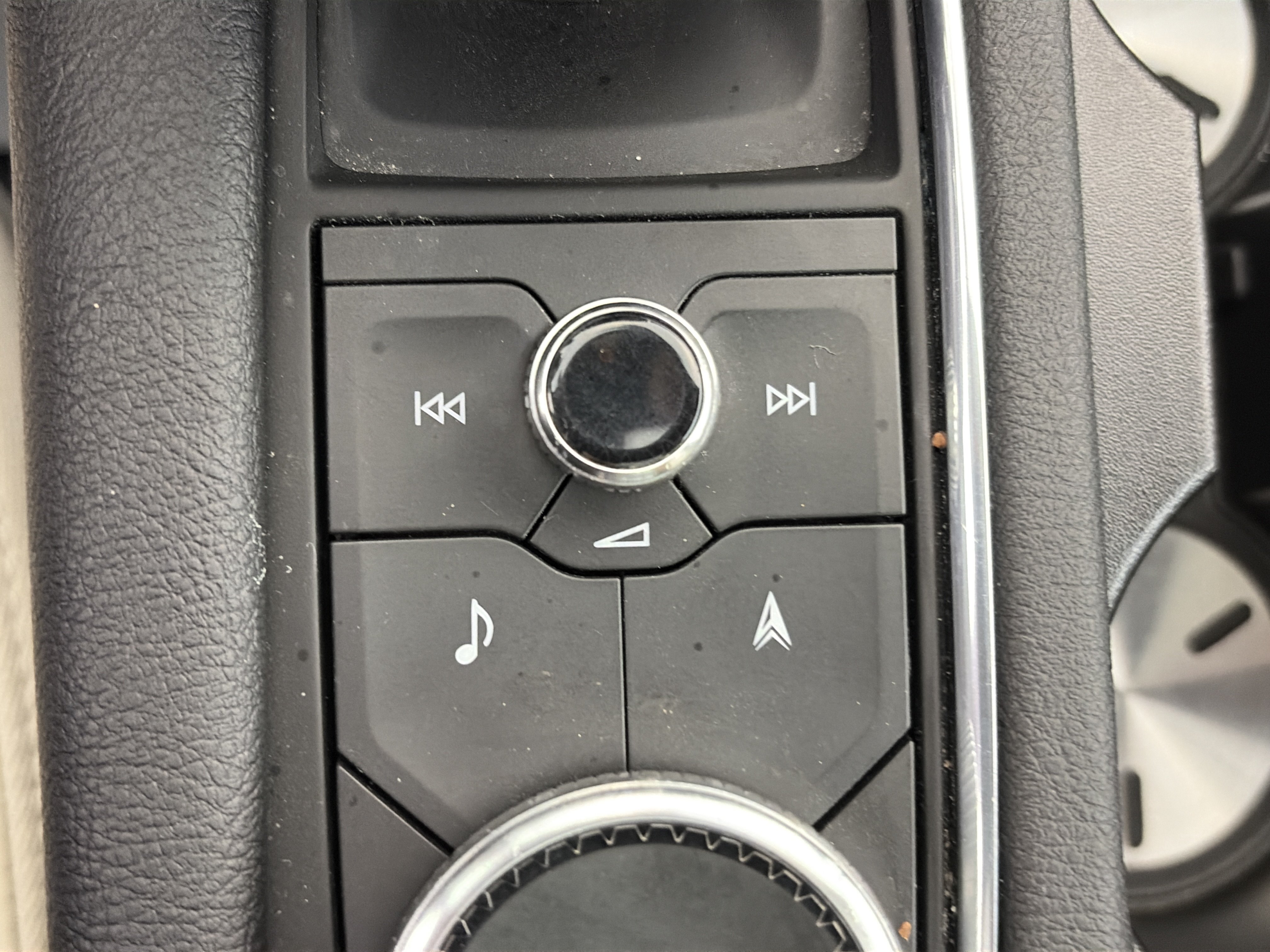 Used 2021 Cadillac XT6 Sport AWD/4WD image 38