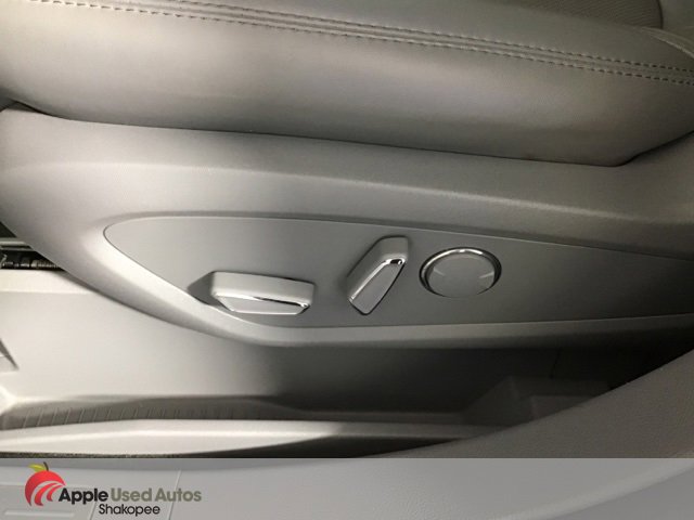 Used 2019 Lincoln Nautilus Reserve image 9