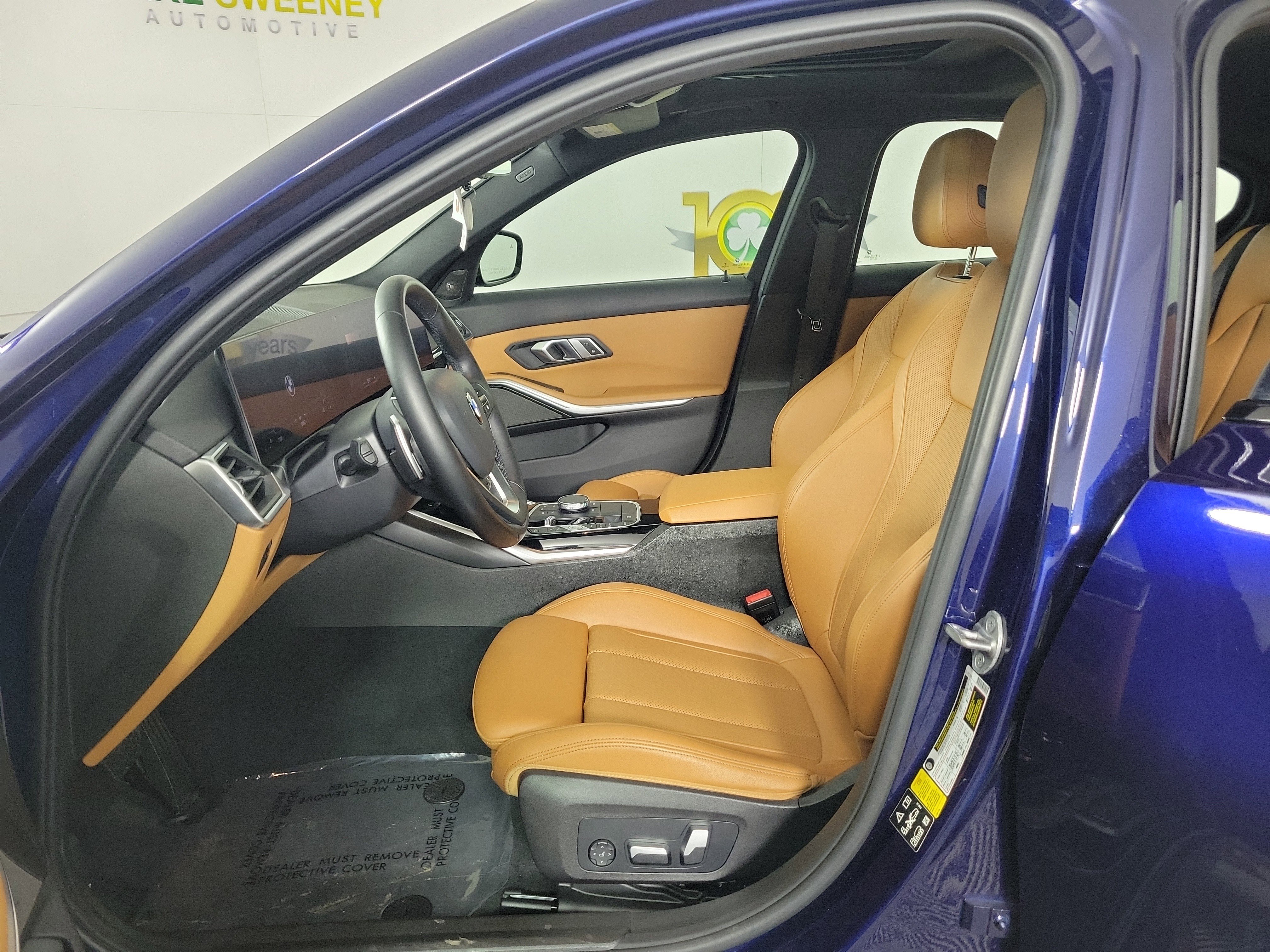 Certified 2023 BMW 330i xDrive Sedan w/ Premium Package image 9