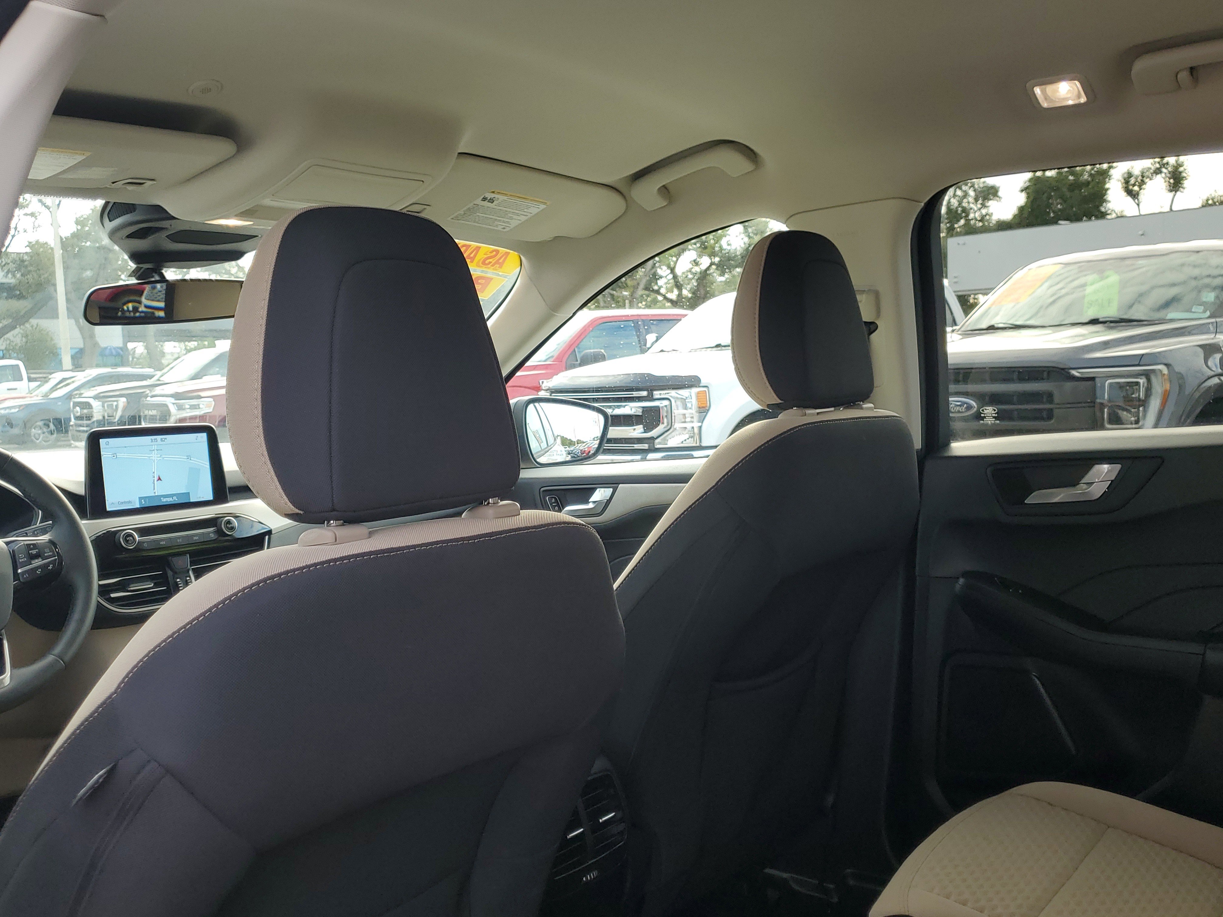 Used 2021 Ford Escape SE w/ SE Sport Appearance Package image 14