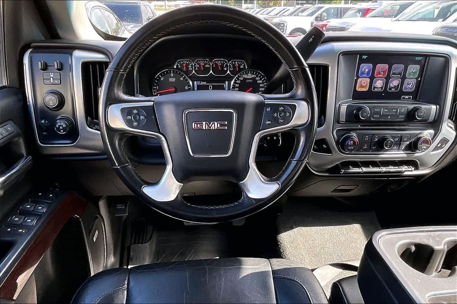 Used 2018 GMC Sierra 1500 SLT w/ SLT Premium Package AWD/4WD image 14