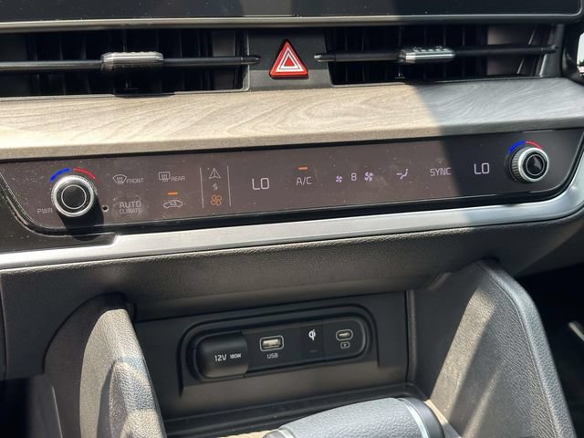 Used 2023 Kia Sportage X-Line w/ X-Line Premium Package AWD/4WD image 22