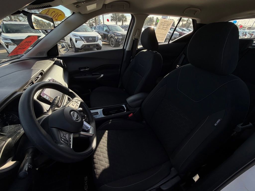 Certified 2024 Nissan Kicks SV image 11
