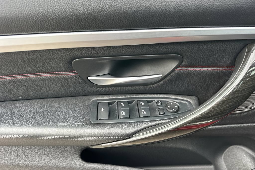 Used 2016 BMW 435i Convertible RWD image 11