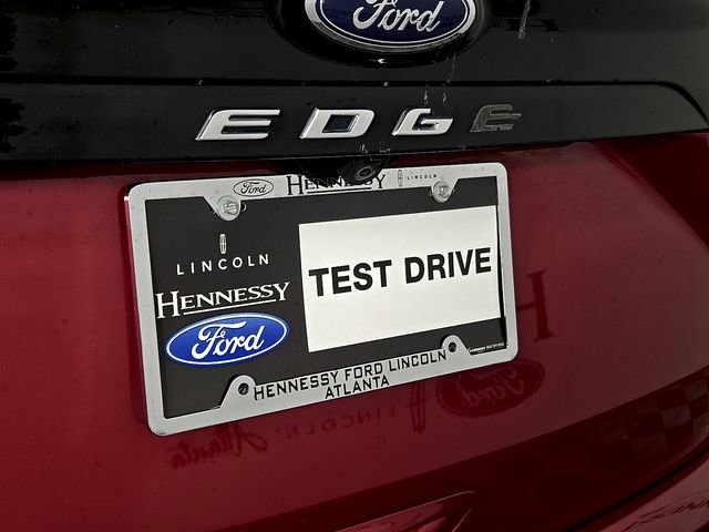 Certified 2021 Ford Edge Titanium image 32