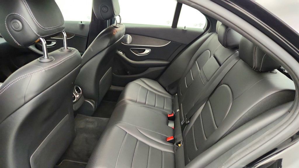 Used 2019 Mercedes-Benz C 300 4MATIC Sedan image 20