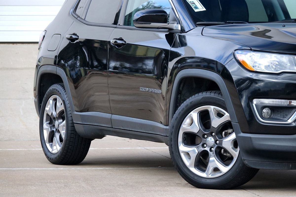 Used 2019 Jeep Compass Limited image 17