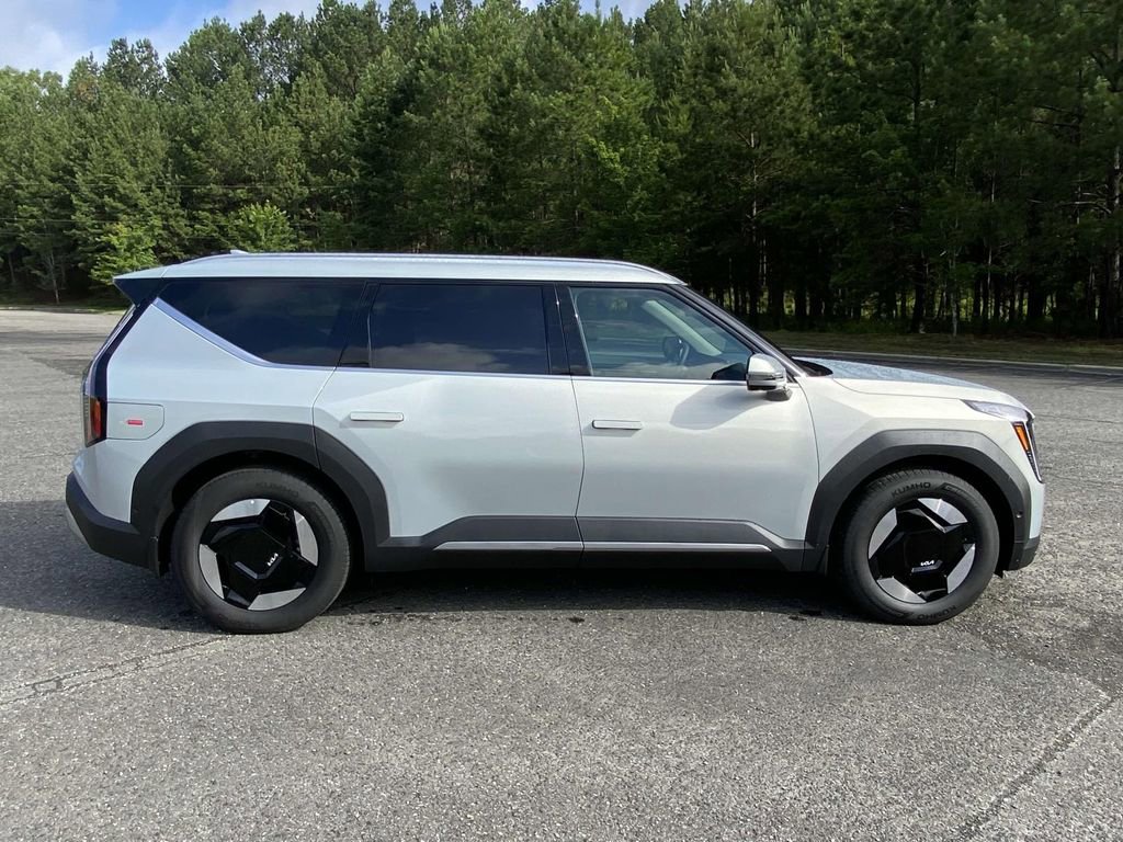 New 2026 Kia EV9 Wind