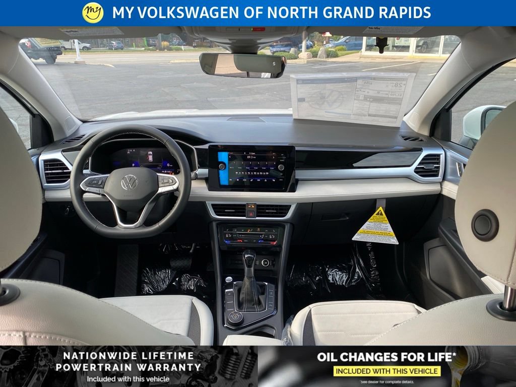 New 2026 Volkswagen Taos SE AWD/4WD image 17