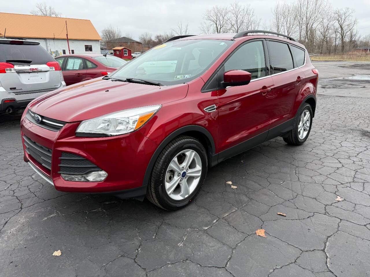 Used 2016 Ford Escape SE w/ Equipment Group 201A AWD/4WD image 3