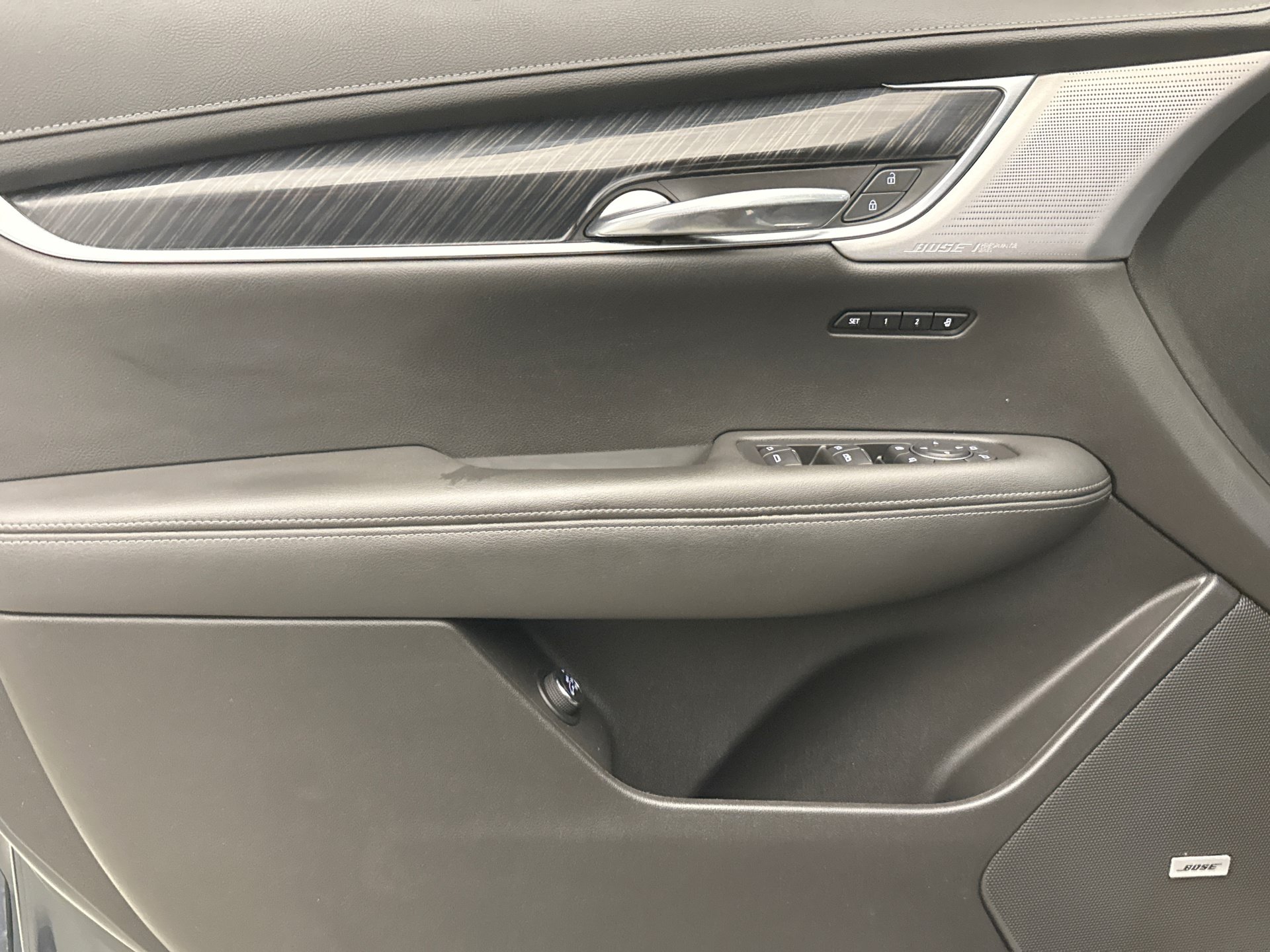 Used 2020 Cadillac XT6 Premium Luxury AWD/4WD image 9
