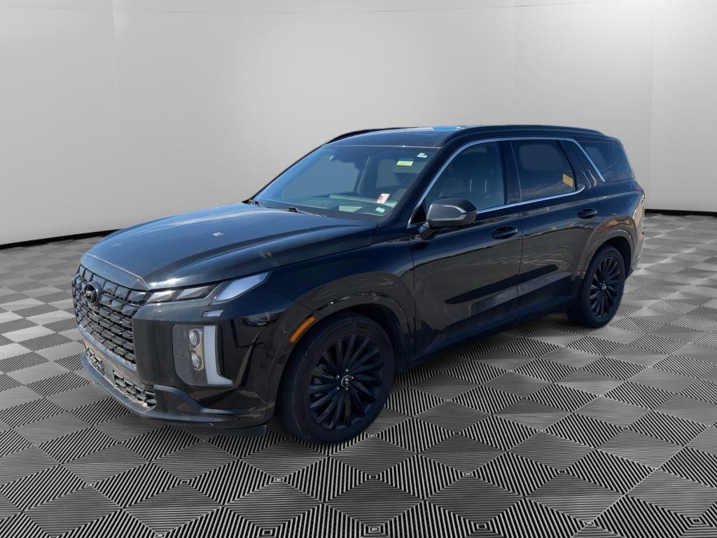 Used 2024 Hyundai Palisade Calligraphy image 3