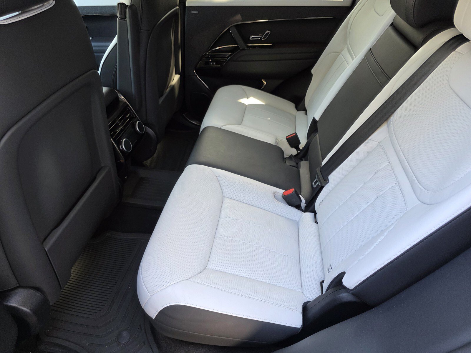 Certified 2024 Land Rover Range Rover Sport Dynamic SE AWD/4WD image 14