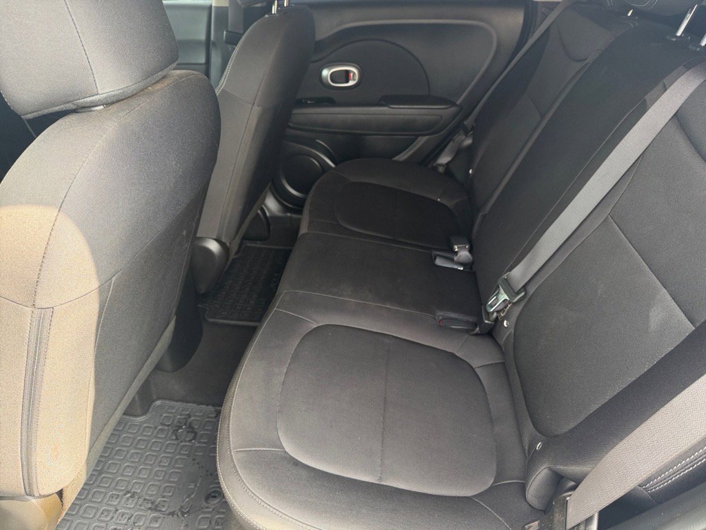 Used 2018 Kia Soul image 11