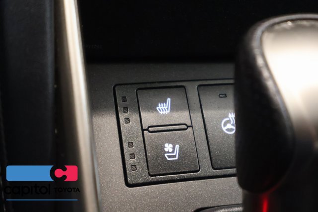 Used 2019 Lexus IS 300 F Sport w/ F Sport Package RWD image 22