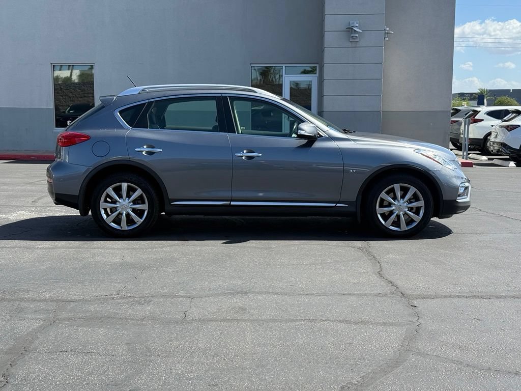 Used 2017 INFINITI QX50 2WD w/ Premium Plus Package image 2