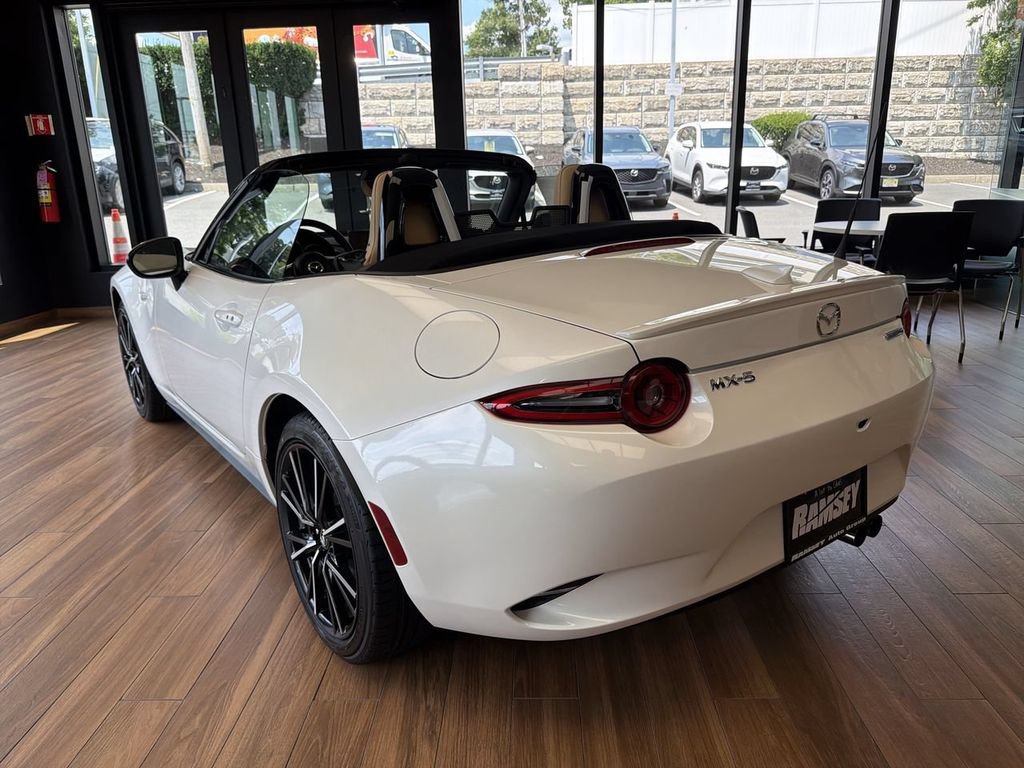 New 2026 MAZDA MX-5 Miata Grand Touring RWD image 6