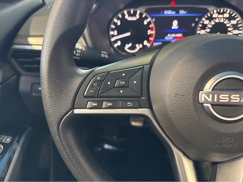 Used 2023 Nissan Altima 2.5 SV AWD/4WD image 21