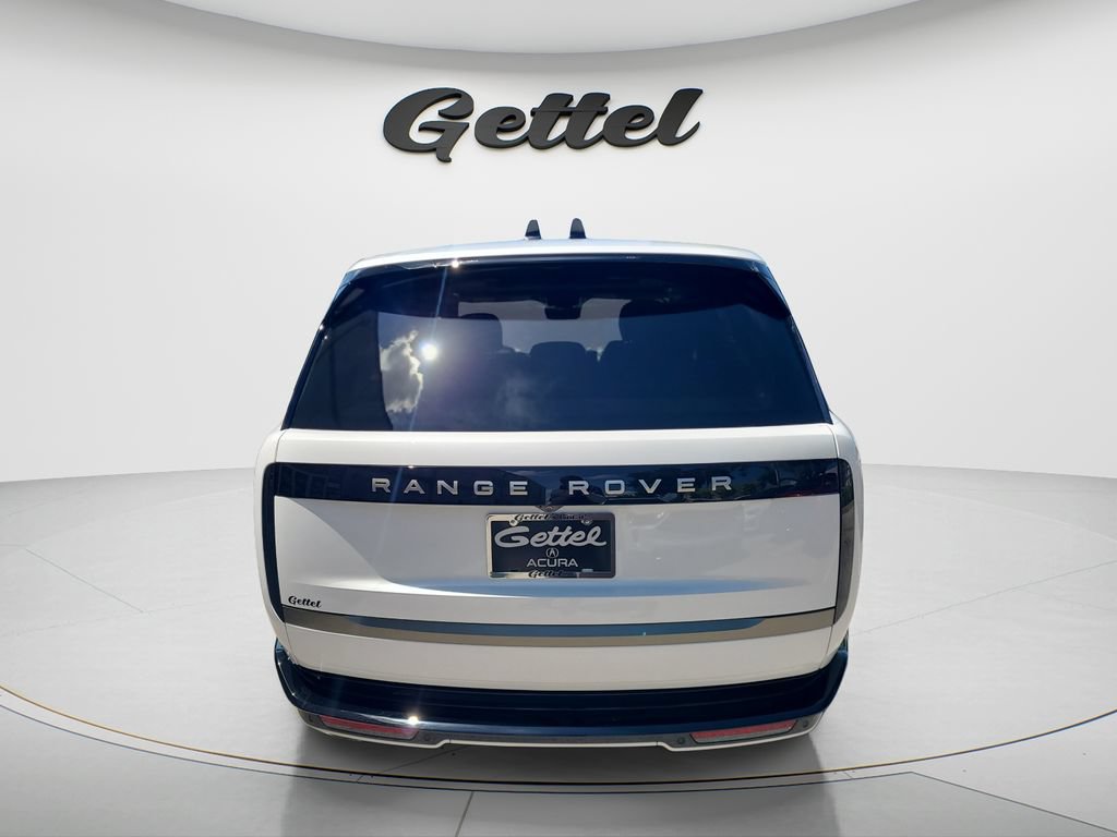 Used 2025 Land Rover Range Rover SE AWD/4WD image 6