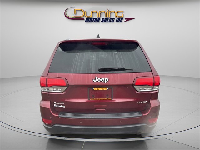 Used 2020 Jeep Grand Cherokee Laredo image 3