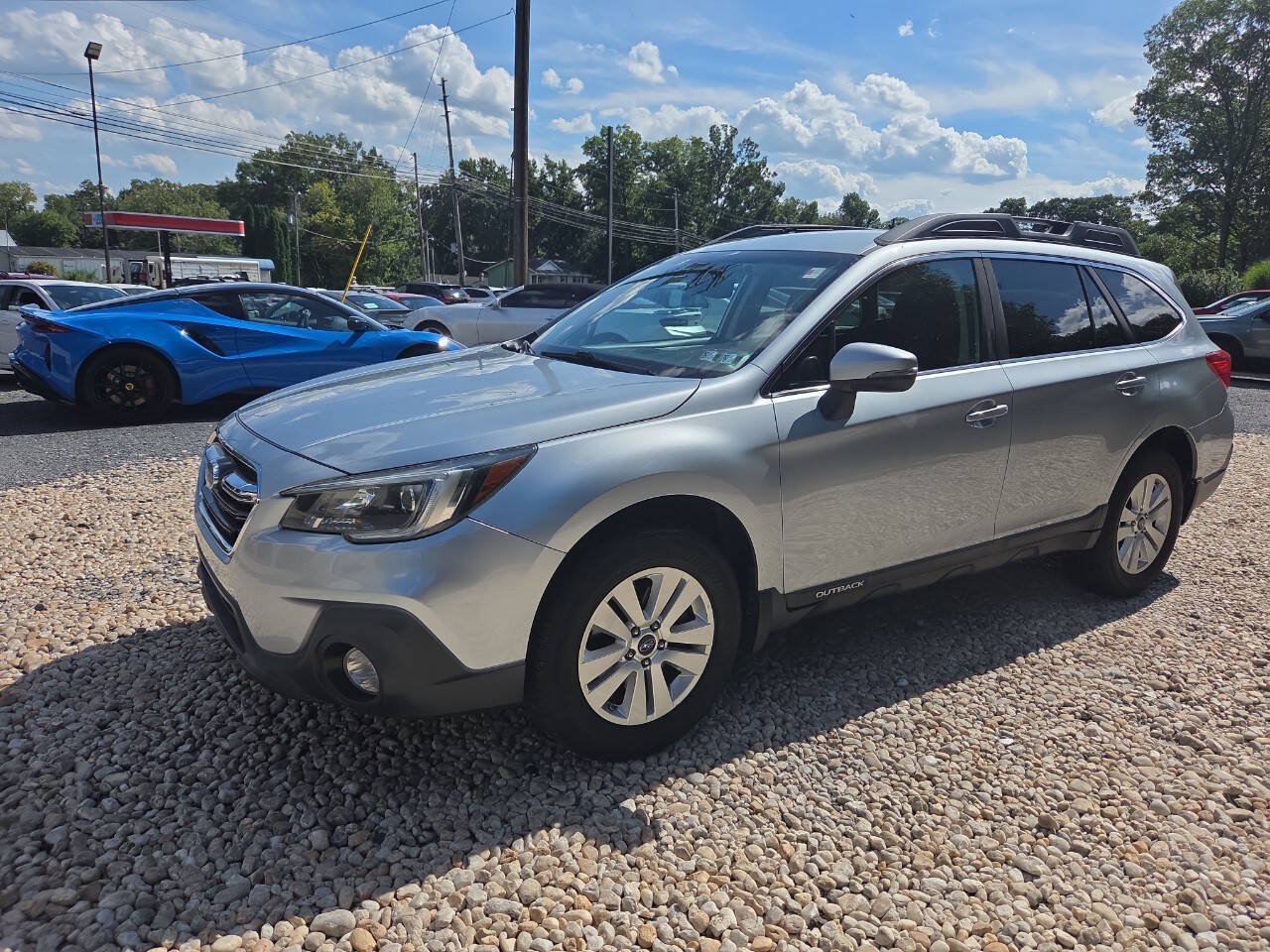 Used 2018 Subaru Outback 2.5i Premium AWD/4WD image 2