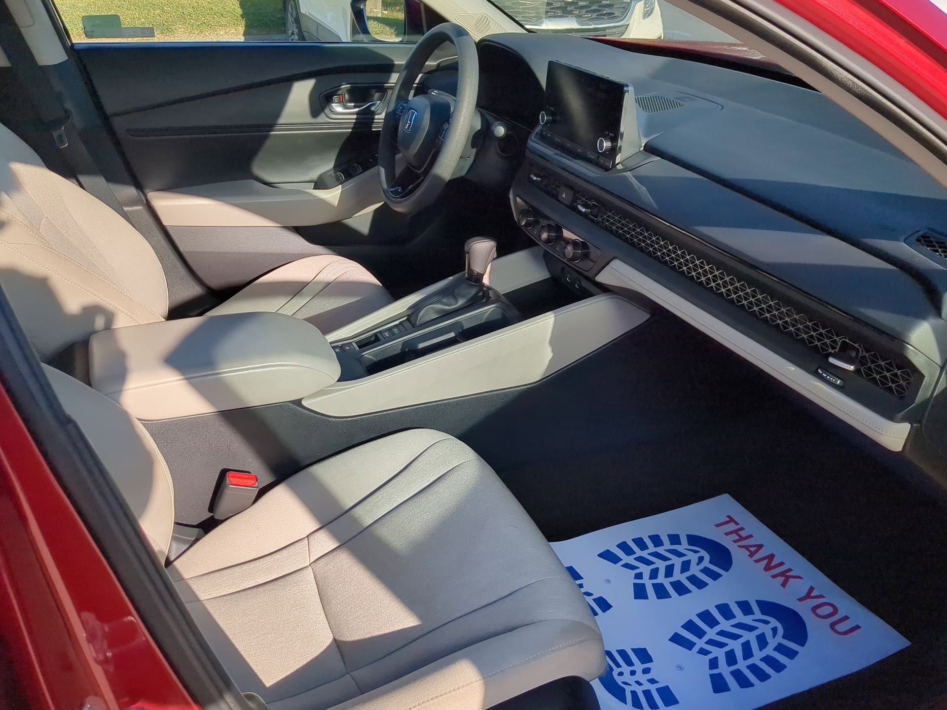 Certified 2024 Honda Accord EX image 31