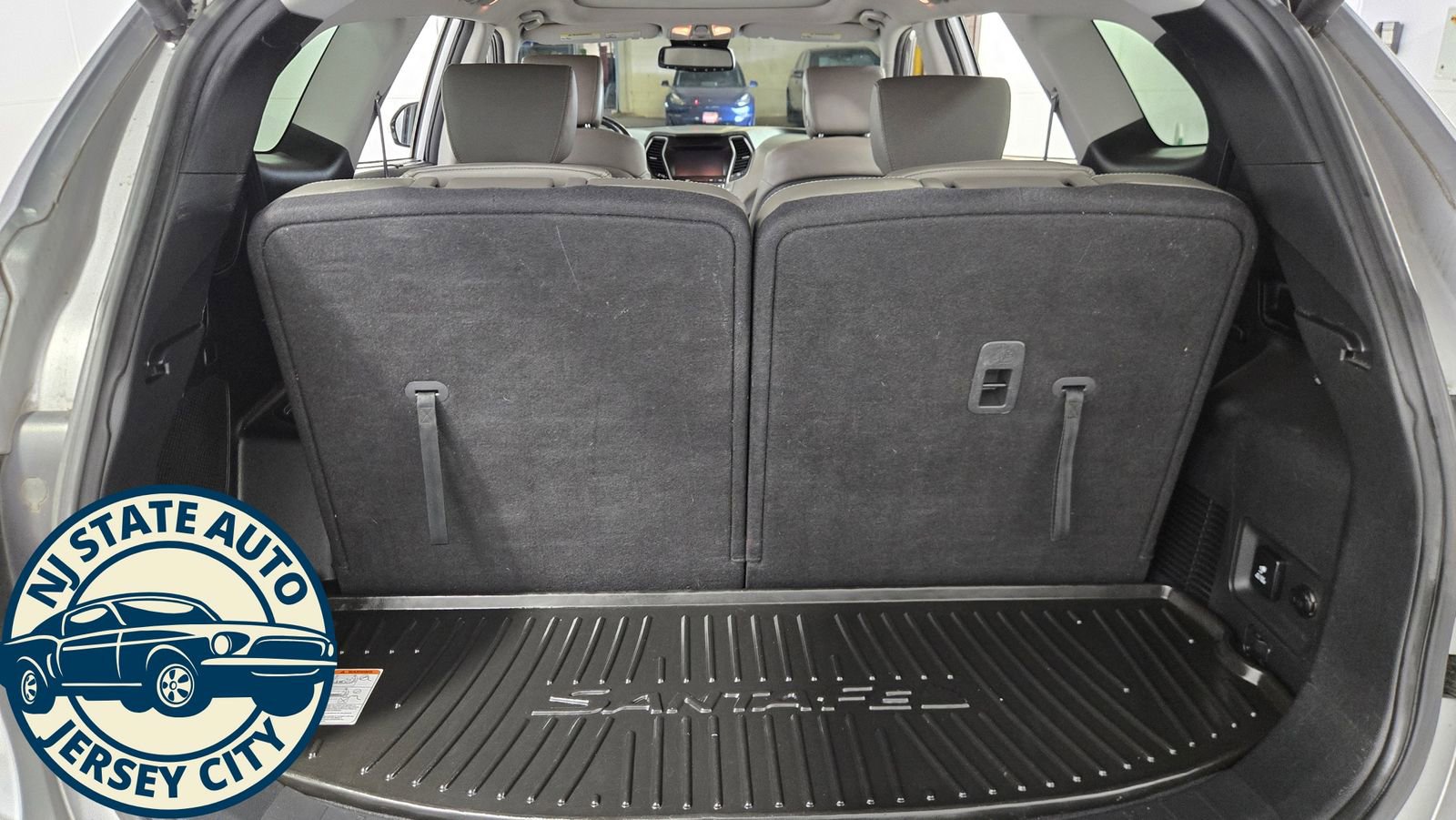 Used 2019 Hyundai Santa Fe XL AWD/4WD image 34