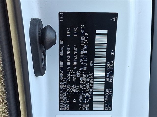 Used 2022 Toyota Sienna XLE image 25