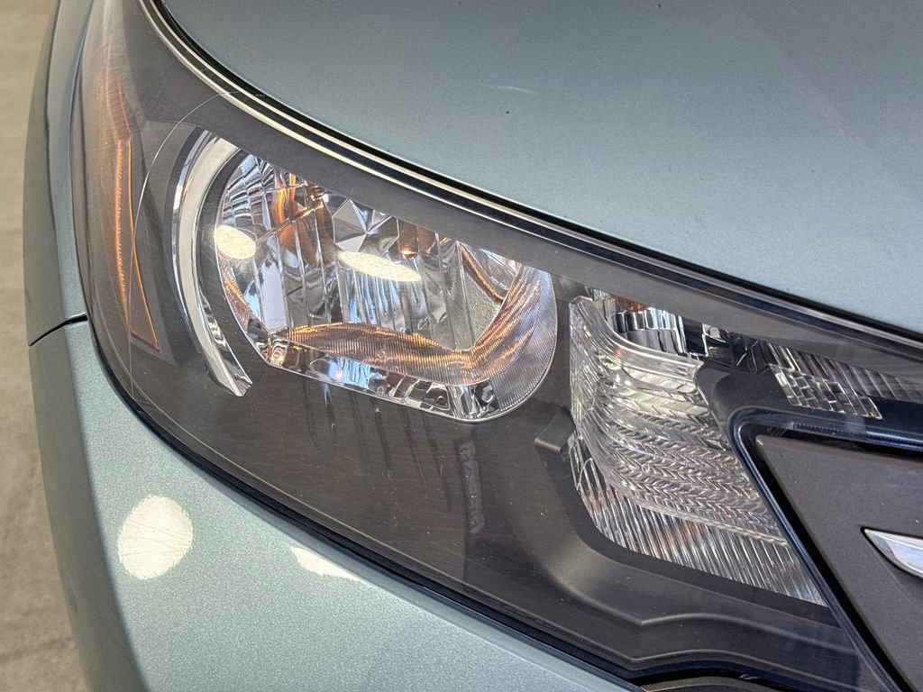Used 2014 Honda CR-V LX image 32
