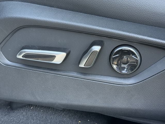 Certified 2025 Acura RDX SH-AWD image 27