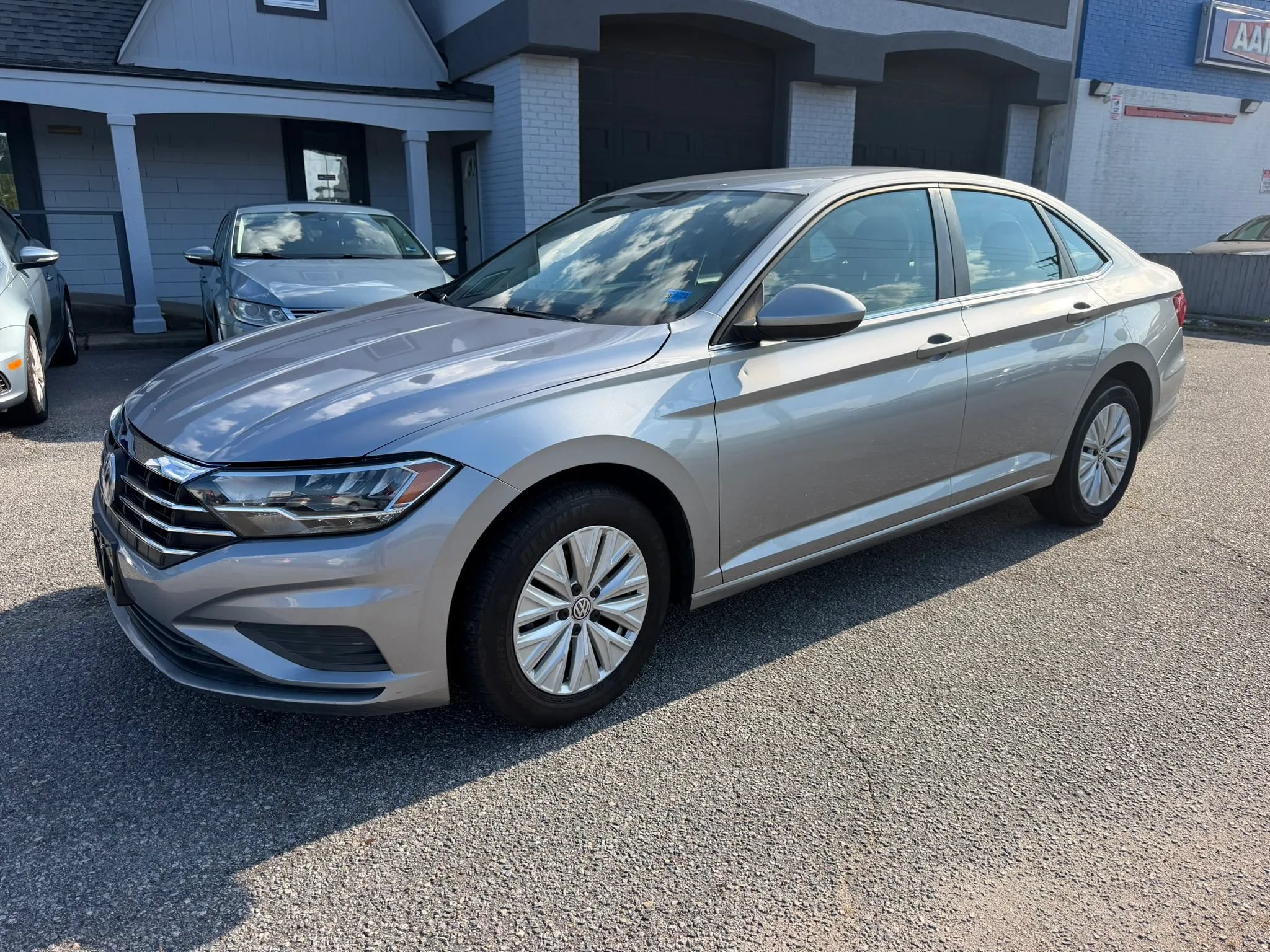 Used 2019 Volkswagen Jetta S w/ Driver Assistance Package FWD image 1
